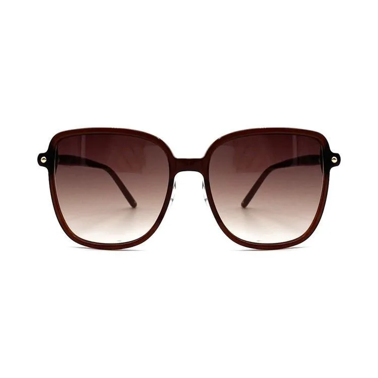 Burgundy Chic: Luxe Sunglasses for Effortless Glamour