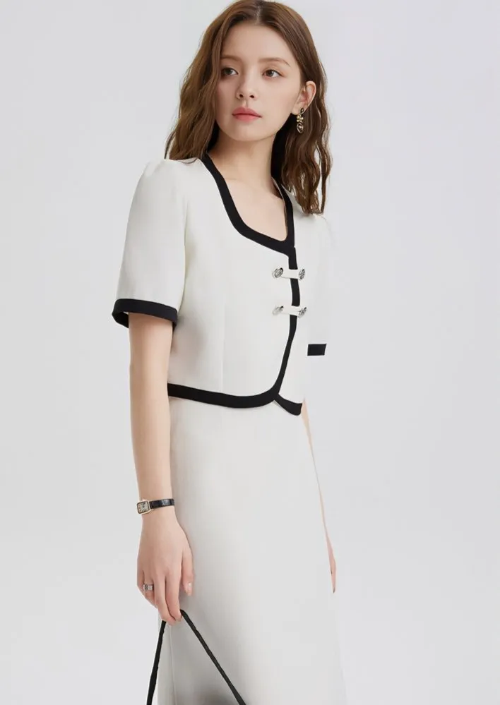 HEMMED COLLARLESS JACKET&SKIRT