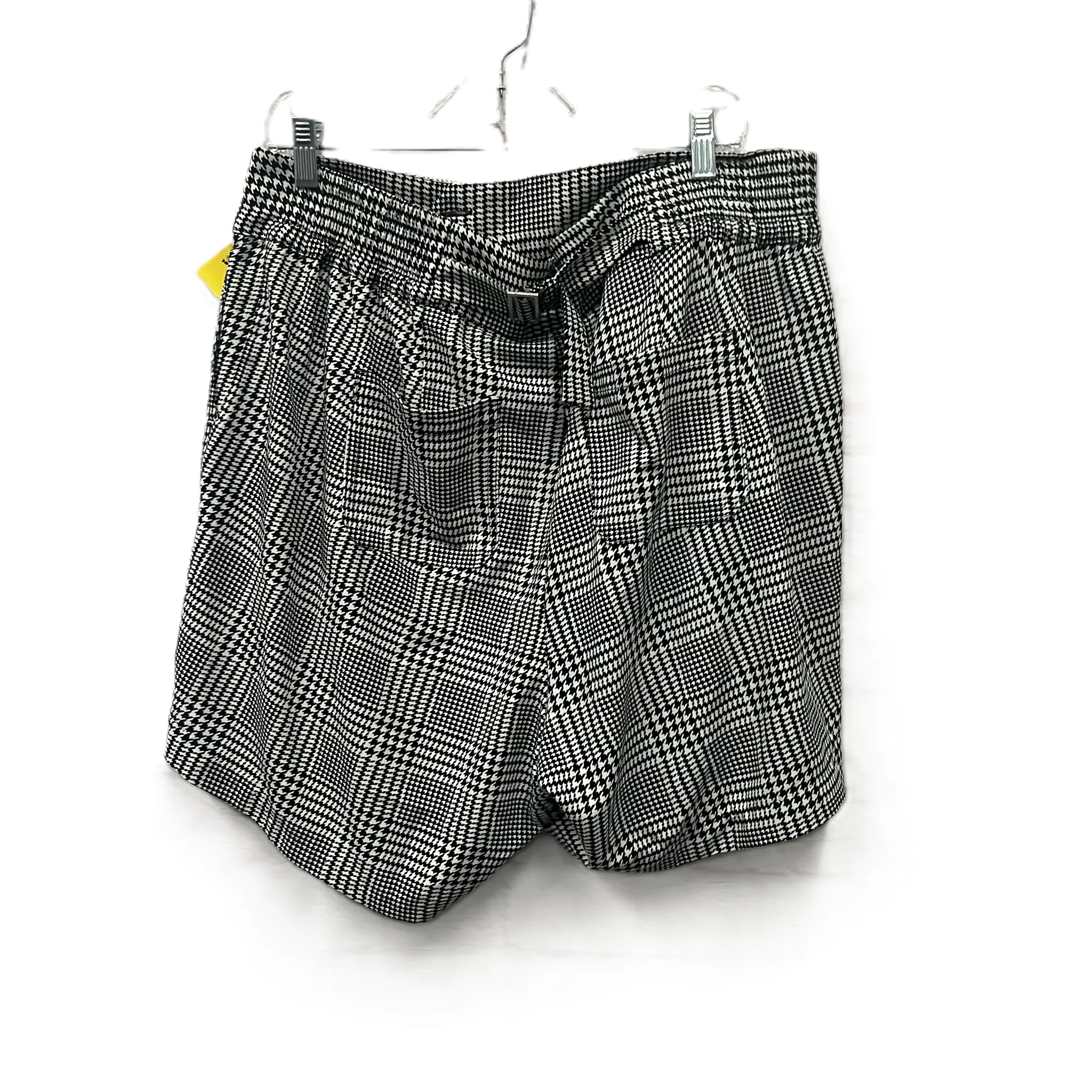 Shorts By Torrid In Black & White, Size: 14